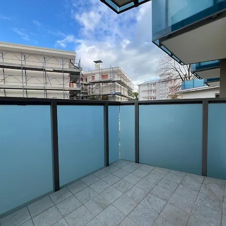 Modern Flat Next To The Sea In 比比翁